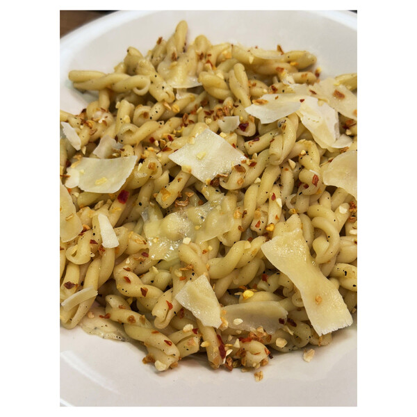 Alessi 22 oz Calabrian Chili Crisp